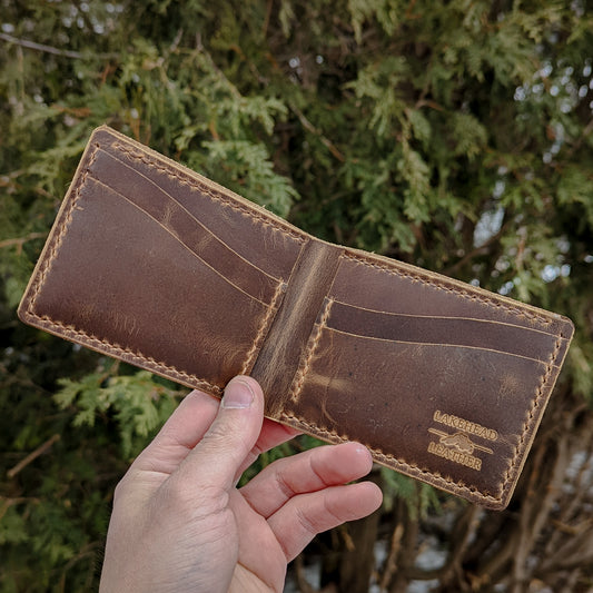 6 Pocket Bi-Fold - Walnut Pullup