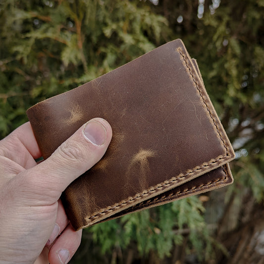 8 Pocket Bi-Fold - Walnut