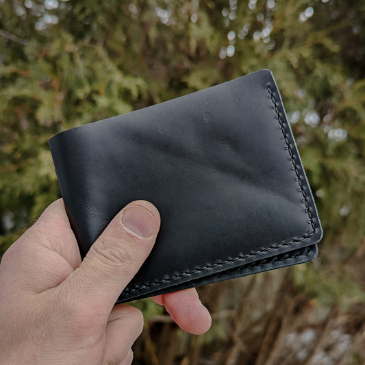 Minimalist Bi-Fold - Black