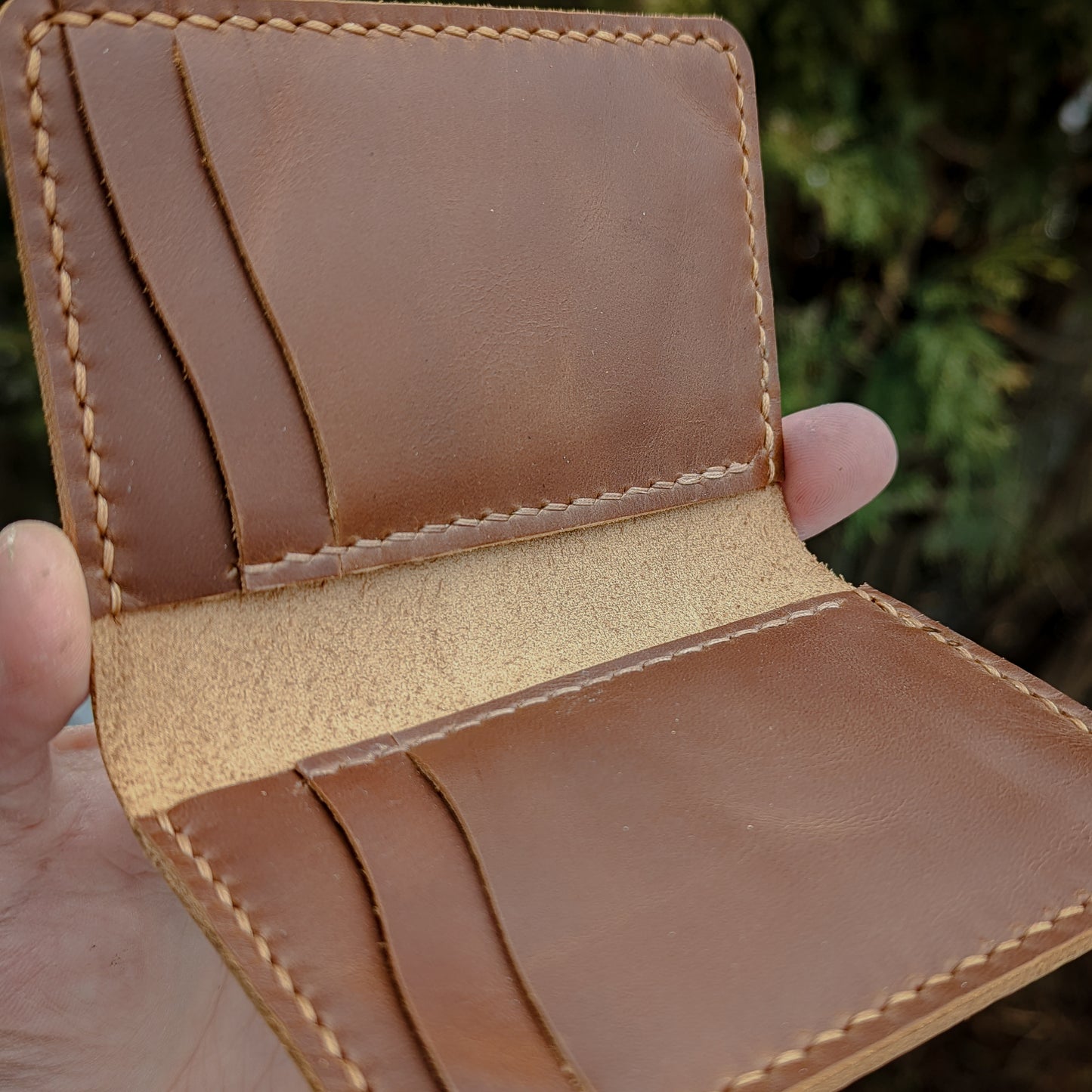 Vertical Wallet - Cognac