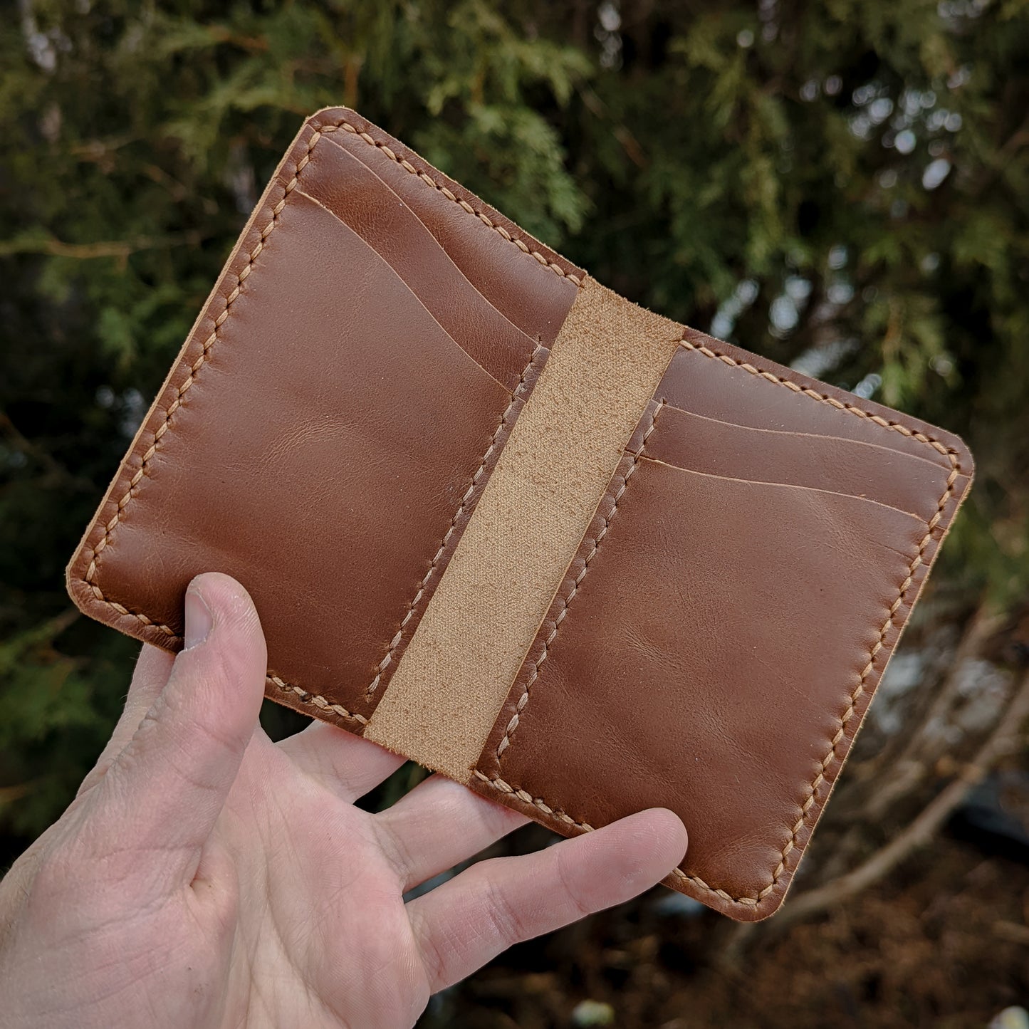 Vertical Wallet - Cognac